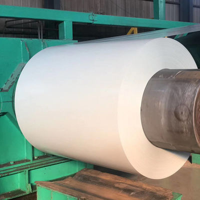 Coil di acciaio rivestito a colori PPGI con tolleranza di ± 1% e colore RAL basato sui campioni dei clienti