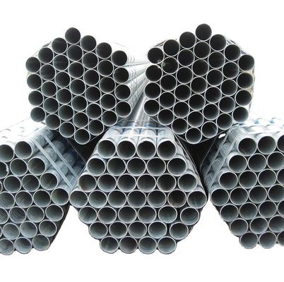 I principali produttori offrono tubi in acciaio galvanizzato ondulato di diametro 600 mm con tipi di spangolo e fogli di taglio regolari