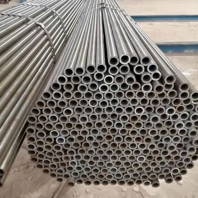 Servizio di lavorazione decollaggio OEM Custom Q195 Q215 Q235 SS400 S235 Tubo senza saldatura in acciaio al carbonio mite con laminato a freddo