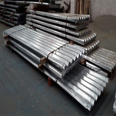 Fogli di tetto zinc galvanizzati ondulati con servizio di lavorazione a foratura e spangle regolare da fornitura diretta